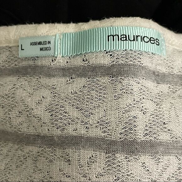 Maurices Floral and Striped Short Sleeve Blouse White With Gray Stripes large - Picture 5 of 11